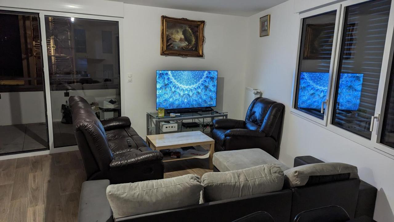 Chambre Dans Appartement Pres Du Roazhon Park Rennes Esterno foto
